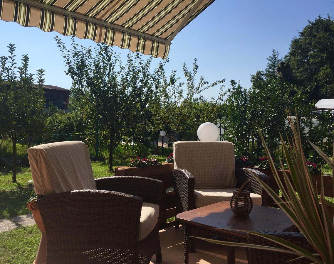 Bba2Passi Bed & Breakfast Marina di Massa Bagian luar foto